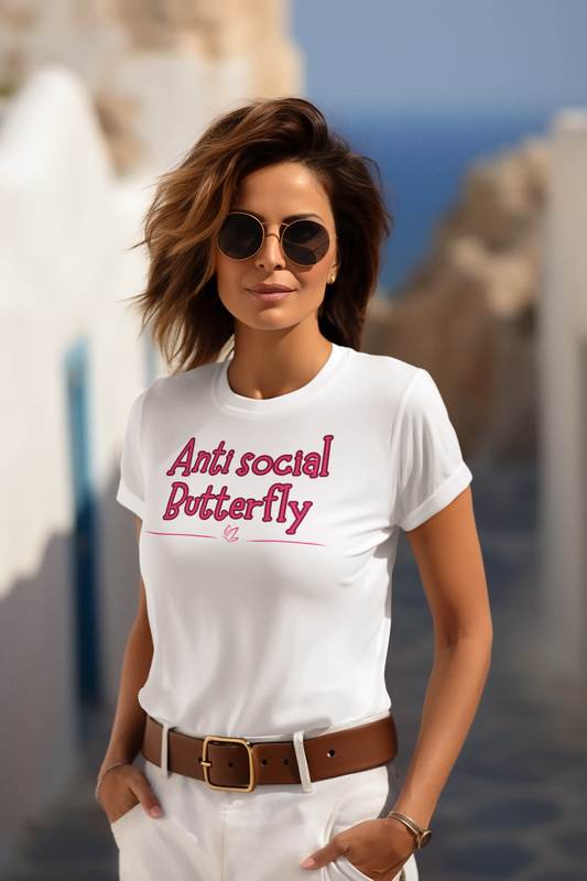 Anti social butterfly - T-shirt